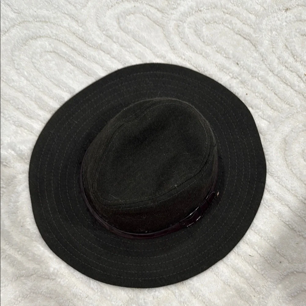 Dark Green Fedora Hat with Brown Band - Picture 2 of 4